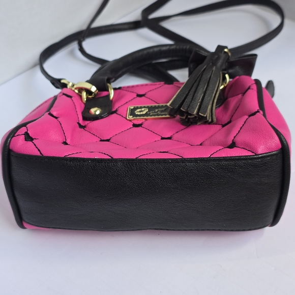 Luv Betsey Fushcia Pink Quited Mini Barrel Bag - Picture 3 of 7
